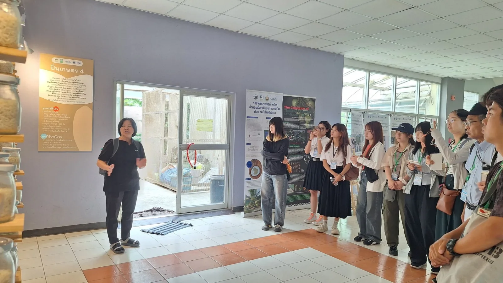 ศูนย์วิทยาศาสตร์ข้าว มก. ต้อนรับคณะนักศึกษาและบุคลากรจาก Okayama University ประเทศญี่ปุ่น เยี่ยมชมงานวิจัยด้านข้าวและนวัตกรรมของ สวทช.