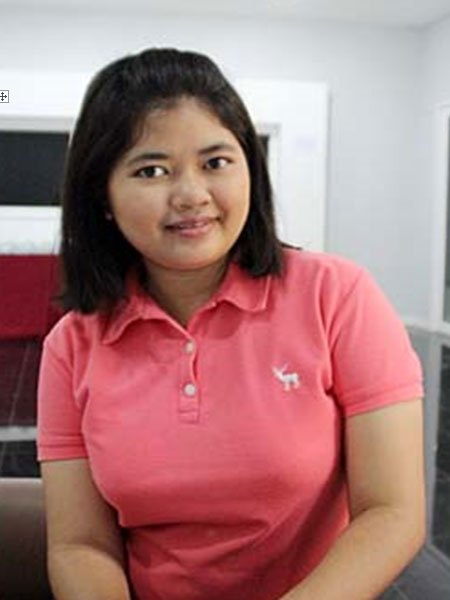 นางสาวมธุรดา เรืองศิริ